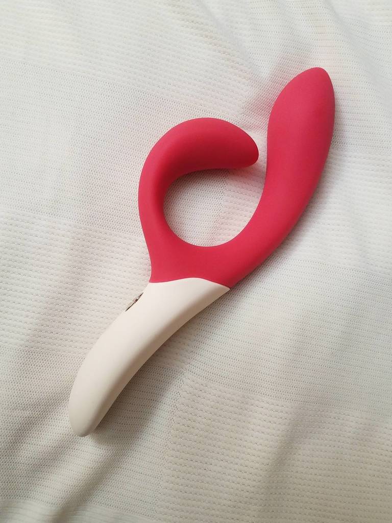 we-vibe nova laying on bed