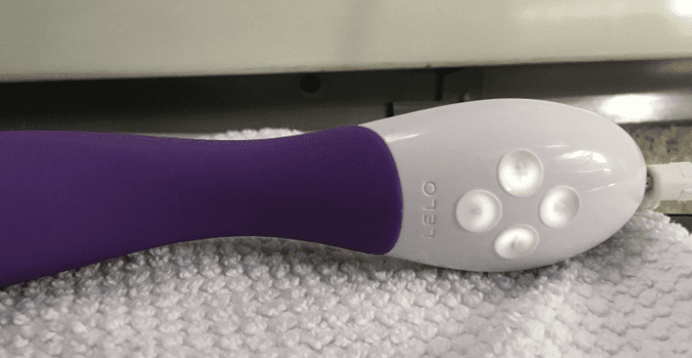 the buttons on the mona 2